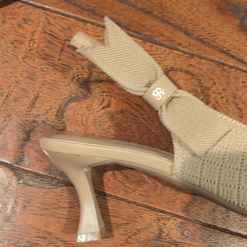 Cosy Island Elegant Beige Slingback Heels with Bow Accent - Picture 2 of 5